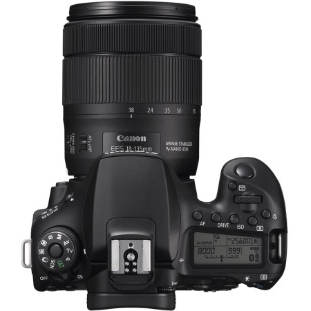 Canon EOS 90D DSLR con lente 18-135 mm USM+ estuche Canon EOS 90D DSLR con lente 18-135 mm USM+ estuche