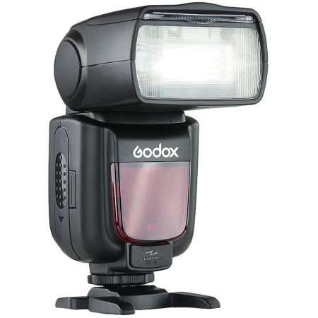 magdome TR-7 TRIOPO (INCLUYE adaptador imantado, difusor cúpula, grilla y 4 gel de colores)